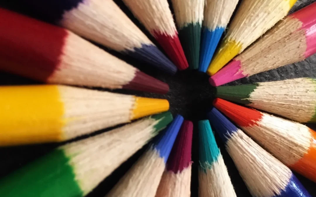 How to Unlock the Therapeutic Benefits of Creative Expression using Set Therapy